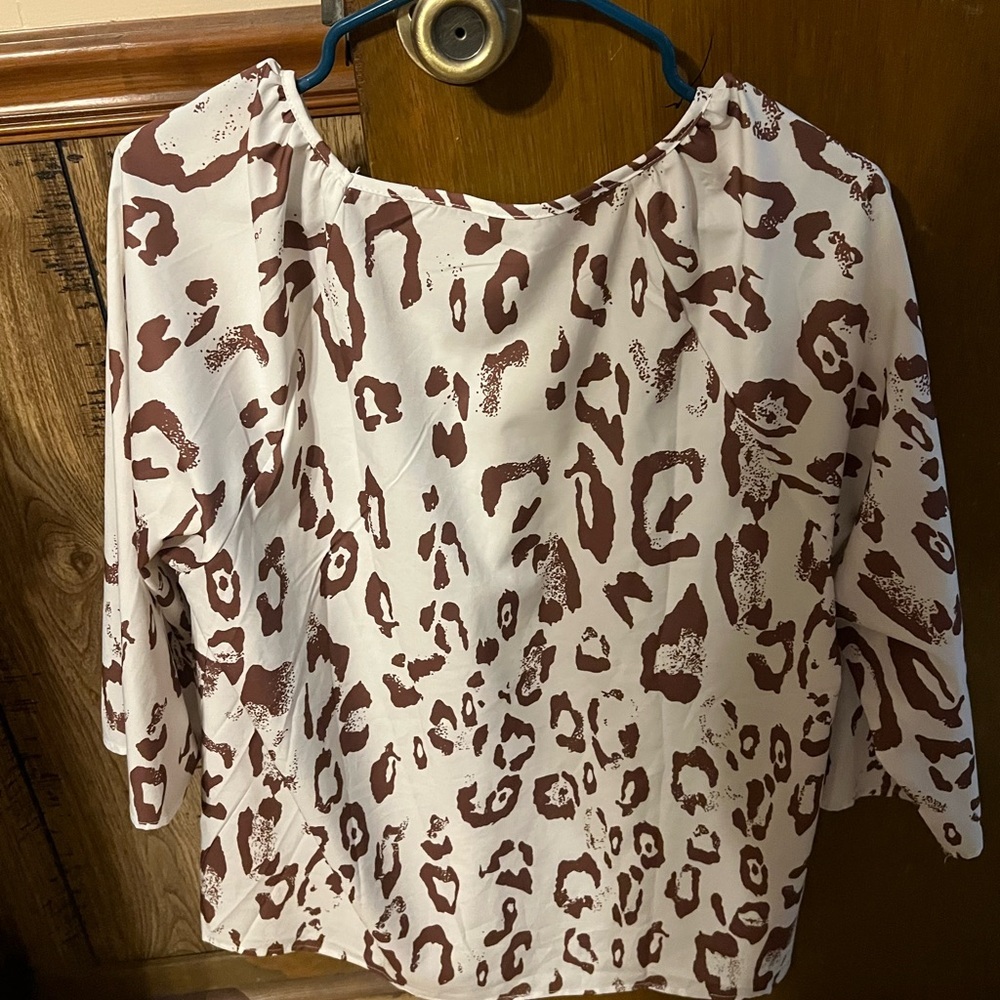 Brown Leopard Print Women's Top - Picture 2 of 2